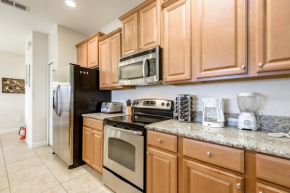 Sun Kissed 4 Bdm Townhome with pool townhouse